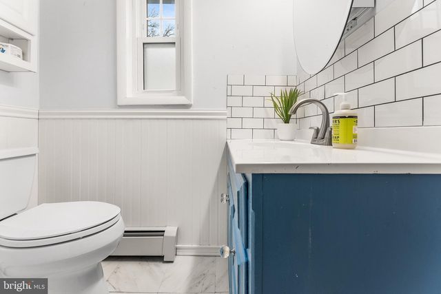 25 NORMAN ST, Aston, PA 19014