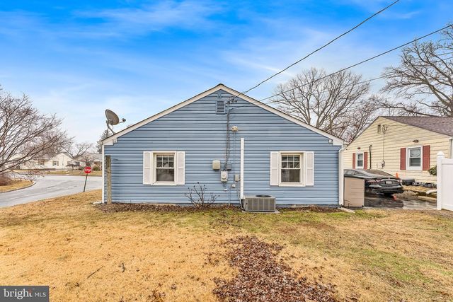 25 NORMAN ST, Aston, PA 19014