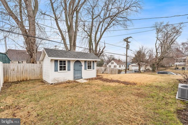 25 NORMAN ST, Aston, PA 19014