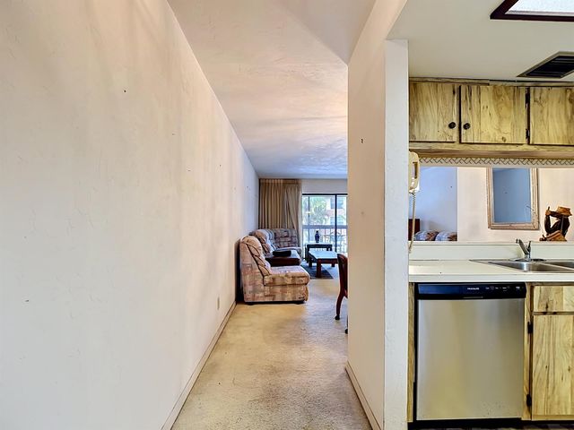 6146 Whiskey Creek Drive, Fort Myers, FL 33919