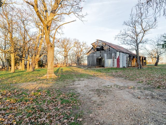 13313 Pritchard Road, Gravette, AR 72736