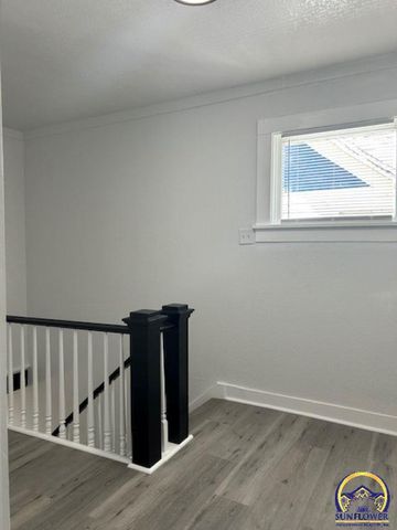 1024 SW Clay ST, Topeka, KS 66604