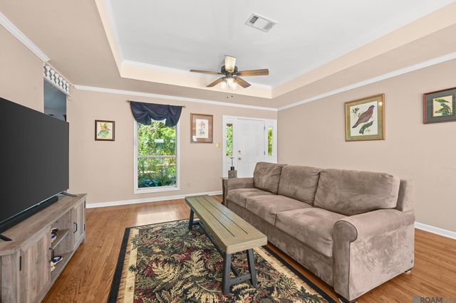 435 Pecan Dr, St Gabriel, LA 70776