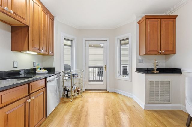 59 Telegraph St 59, Boston, MA 02127