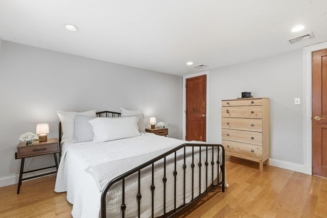 59 Telegraph St 59, Boston, MA 02127