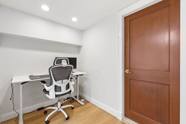 59 Telegraph St 59, Boston, MA 02127