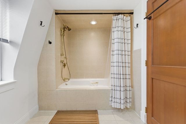 59 Telegraph St 59, Boston, MA 02127