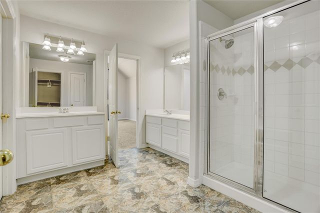 7630 N Linpar Court, Houston, TX 77040