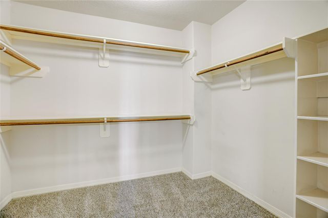 7630 N Linpar Court, Houston, TX 77040