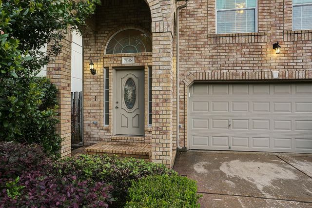 7630 N Linpar Court, Houston, TX 77040