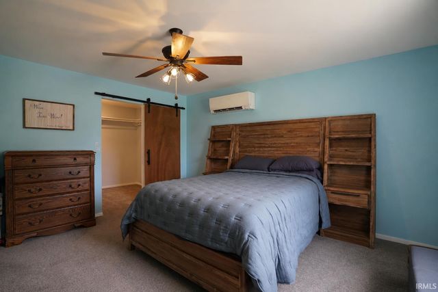 1225 Viking Drive, South Bend, IN 46628