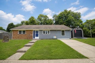 1225 Viking Drive, South Bend, IN 46628