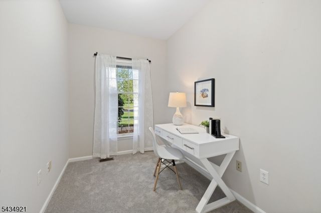 12 Montfort Dr, Montgomery Twp., NJ 08502