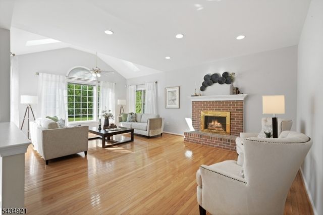 12 Montfort Dr, Montgomery Twp., NJ 08502