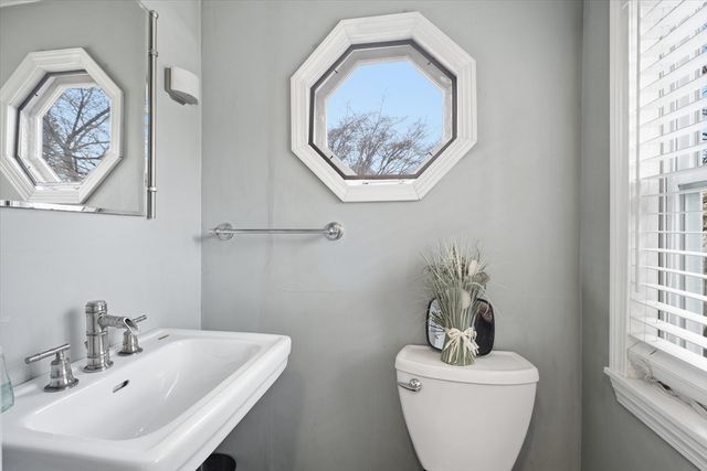 9 Saunders Road, Lynn, MA 01904