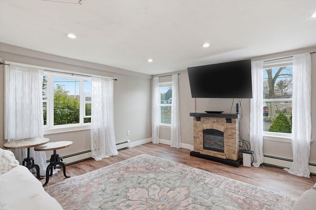 9 Saunders Road, Lynn, MA 01904