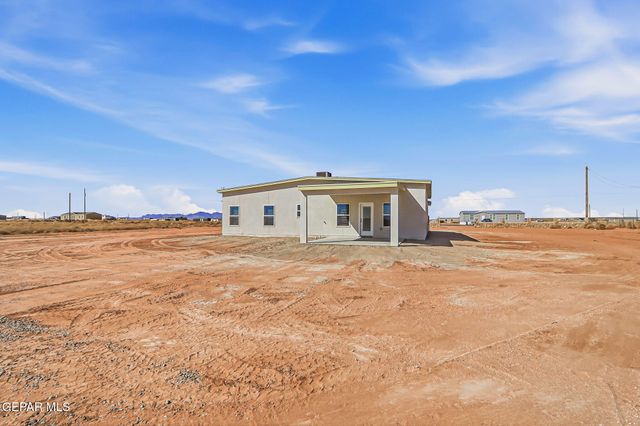 660 Yuma Desert, Chaparral, NM 88081