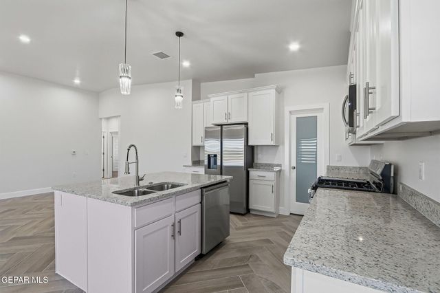 660 Yuma Desert, Chaparral, NM 88081