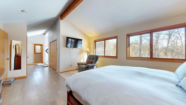 4318 K Road, Bark River, MI 49807