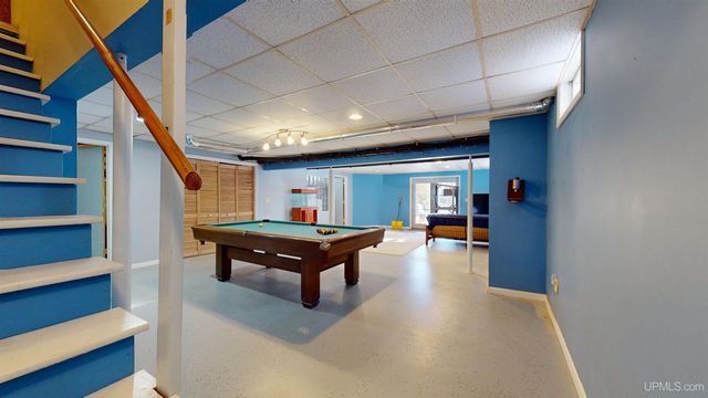 4318 K Road, Bark River, MI 49807