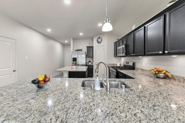 9530 Paloma Creek Drive, Tomball, TX 77375