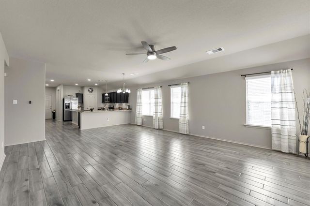 9530 Paloma Creek Drive, Tomball, TX 77375
