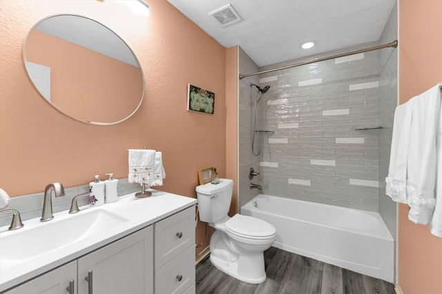 9530 Paloma Creek Drive, Tomball, TX 77375