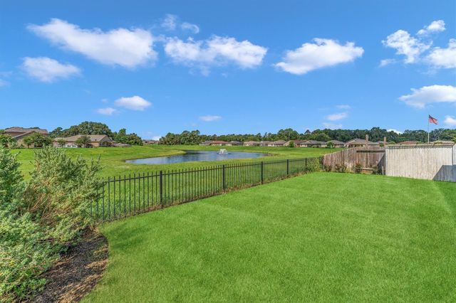 9530 Paloma Creek Drive, Tomball, TX 77375