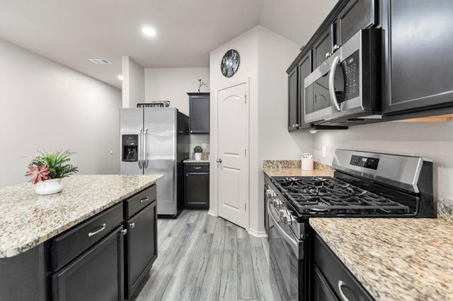 9530 Paloma Creek Drive, Tomball, TX 77375