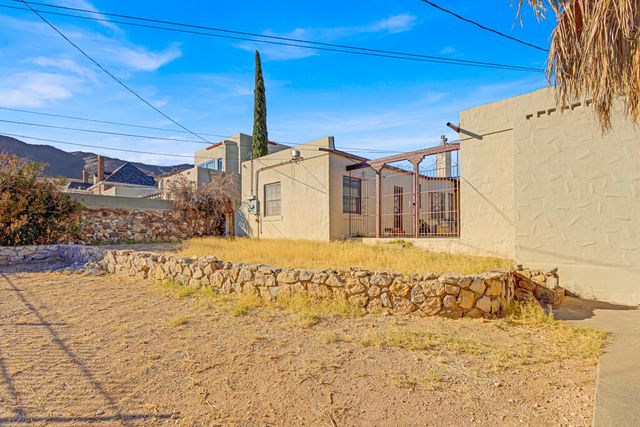 2708 Richmond Avenue A, El Paso, TX 79930