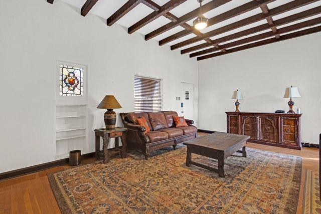 2708 Richmond Avenue A, El Paso, TX 79930