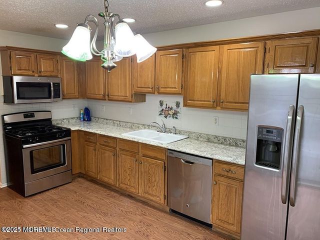 27 Barn Swallow Boulevard, Marlboro, NJ 07746