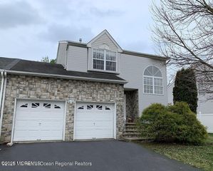 27 Barn Swallow Boulevard, Marlboro, NJ 07746