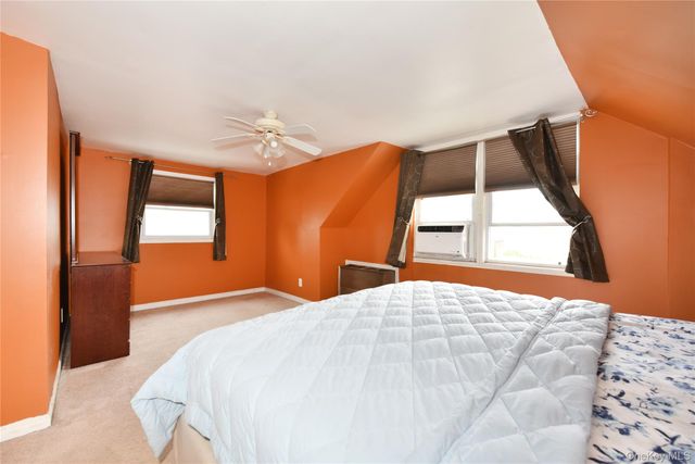 916 Center Drive, Franklin Square, NY 11010