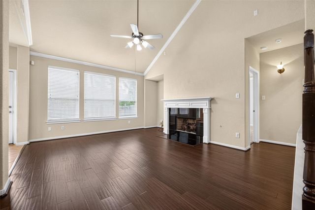 93 S Rocky Point Circle, Spring, TX 77389