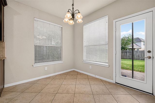 93 S Rocky Point Circle, Spring, TX 77389