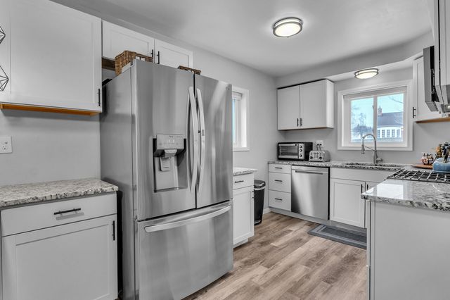 14759 Ingram Street, Livonia, MI 48154