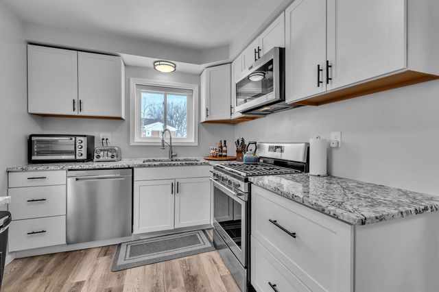 14759 Ingram Street, Livonia, MI 48154