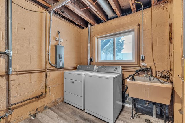 14759 Ingram Street, Livonia, MI 48154