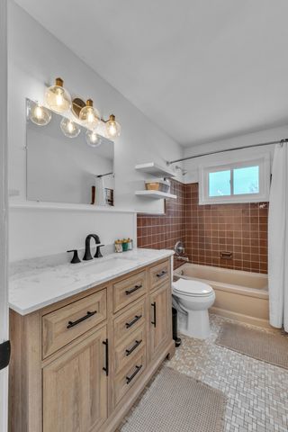 14759 Ingram Street, Livonia, MI 48154