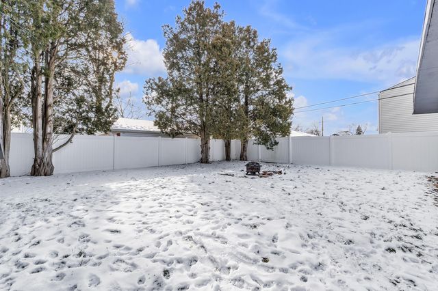 14759 Ingram Street, Livonia, MI 48154