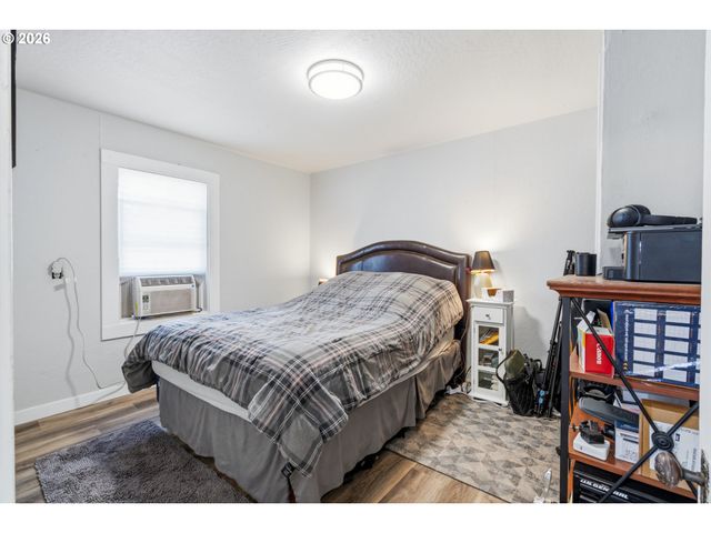 2906 ELMIRA Rd, Eugene, OR 97402