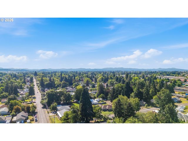 2906 ELMIRA Rd, Eugene, OR 97402