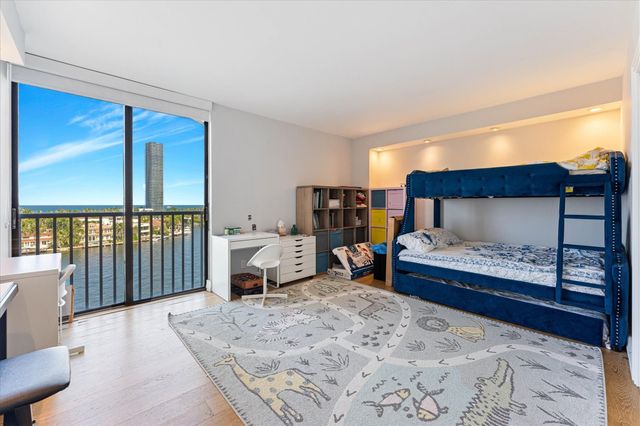 19707 Turnberry Way 9J, Aventura, FL 33180