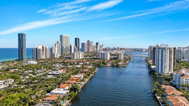 19707 Turnberry Way 9J, Aventura, FL 33180