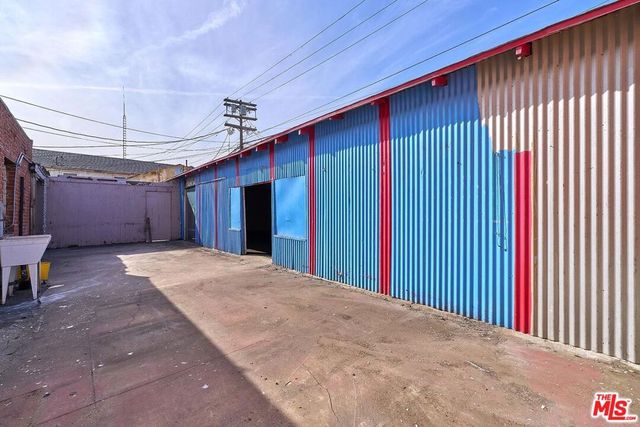 115 N Western Avenue, Los Angeles, CA 90004