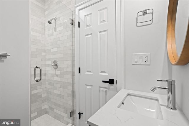 524 QUEEN ST, Alexandria, VA 22314