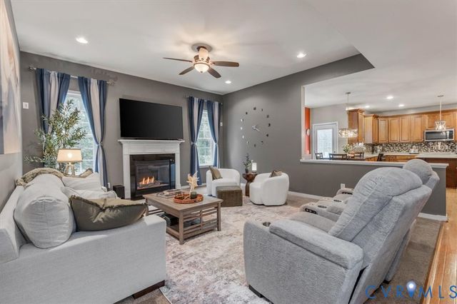 5500 Quarter Horse Ln, Moseley, VA 23120