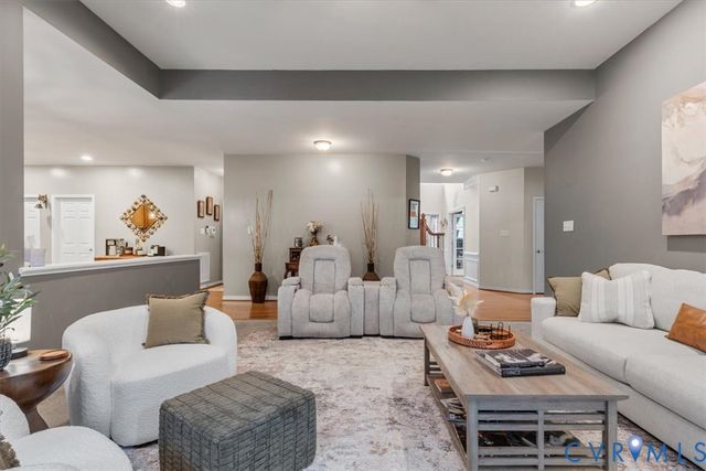 5500 Quarter Horse Ln, Moseley, VA 23120