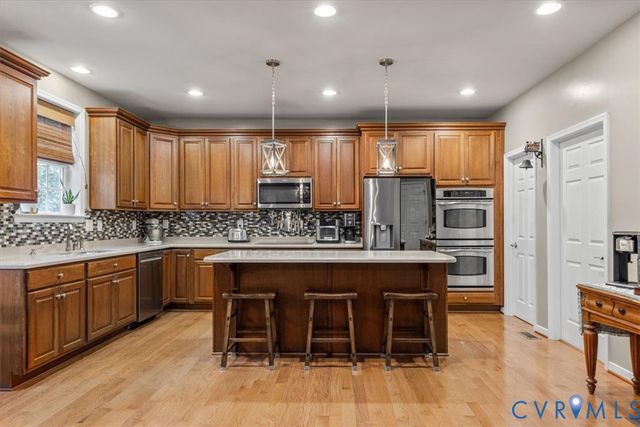 5500 Quarter Horse Ln, Moseley, VA 23120